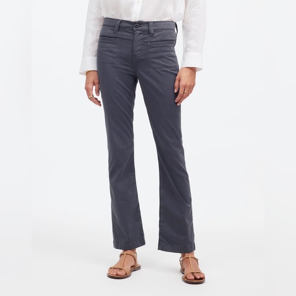 Madewell Pants - Madewell Kick Out Crop Pants in Garment-Dyed Sateen Dark Pavement 32